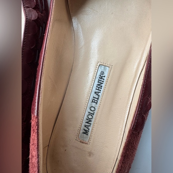 Manolo Blahnik Burgundy Suede Pointed Toe Flats Size 38.5 (8 US) - Picture 7 of 8